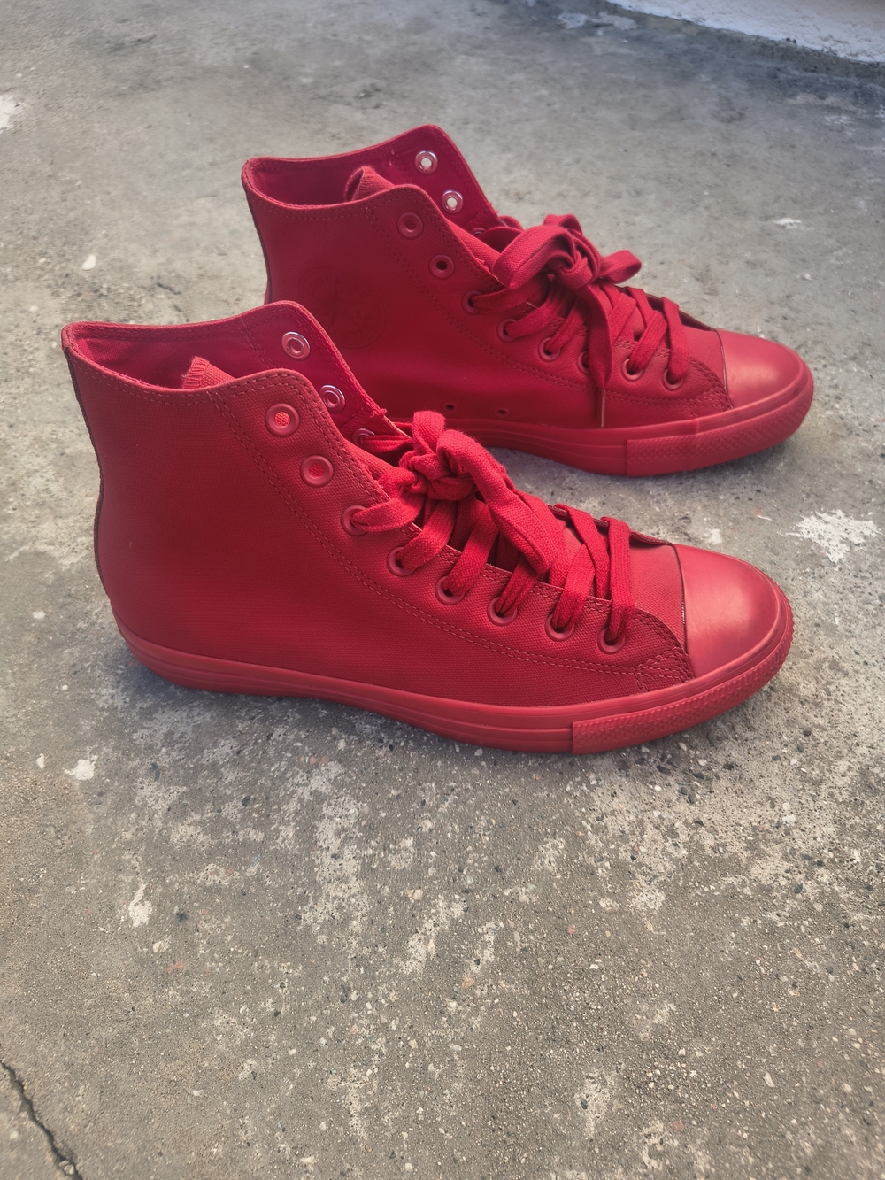 Converse Chuck Taylor All Star Rubber Hi In A Monochromatic Red Colorway.Size 9